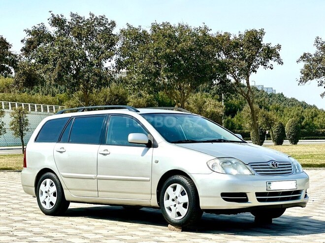 Toyota Corolla 2005, 300,000 km - 1.4 l - Bakı