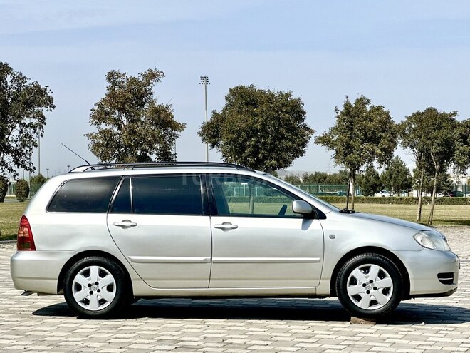 Toyota Corolla 2005, 300,000 km - 1.4 l - Bakı