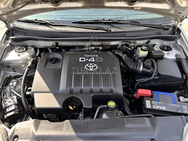 Toyota Corolla 2005, 300,000 km - 1.4 l - Bakı