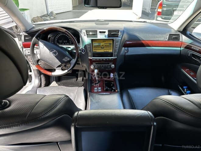Lexus  2010, 206,880 km - 5.0 l - Bakı