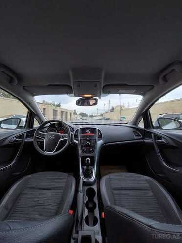 Opel Astra 2015, 195,000 km - 1.6 l - Bakı
