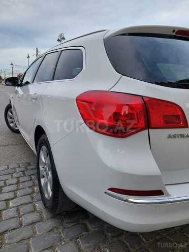 Opel Astra 2015, 195,000 km - 1.6 l - Bakı