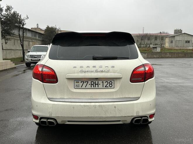 Porsche Cayenne S 2011, 242,400 km - 4.8 л - Bakı