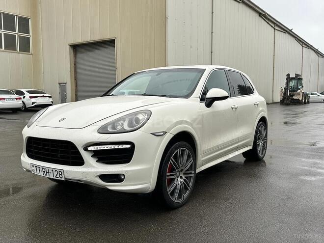 Porsche Cayenne S 2011, 242,400 km - 4.8 л - Bakı