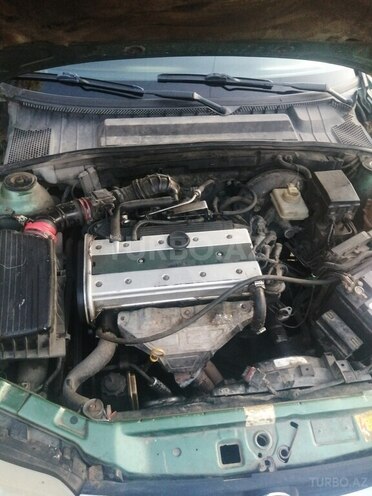 Opel Vectra 1999, 399,900 km - 2.0 l - Bakı