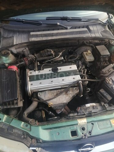 Opel Vectra 1999, 399,900 km - 2.0 l - Bakı