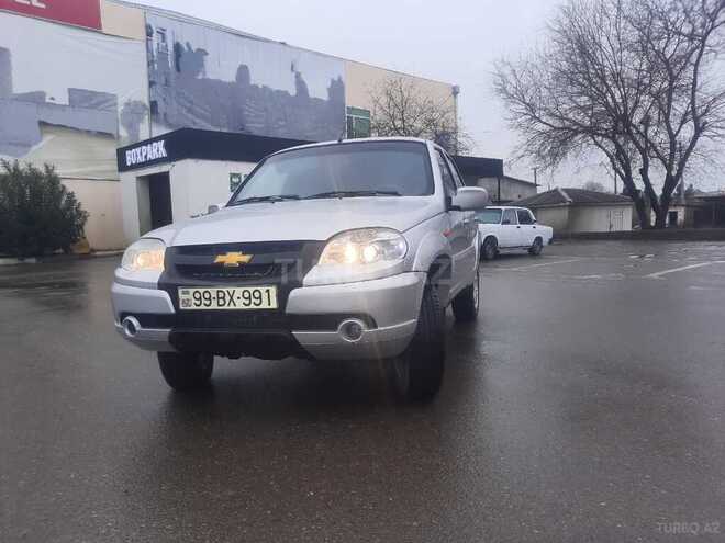 Chevrolet Niva 2011, 194,000 km - 1.7 л - Saatlı