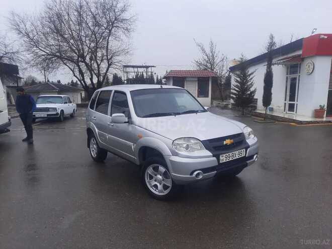 Chevrolet Niva 2011, 194,000 km - 1.7 л - Saatlı