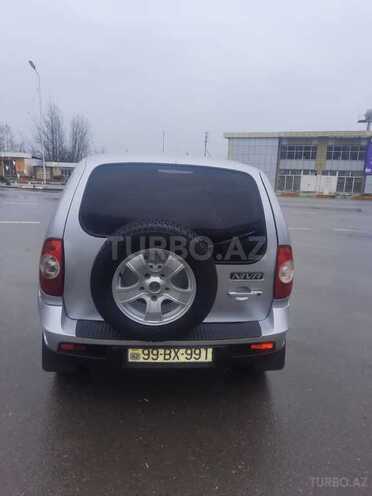 Chevrolet Niva 2011, 194,000 km - 1.7 л - Saatlı