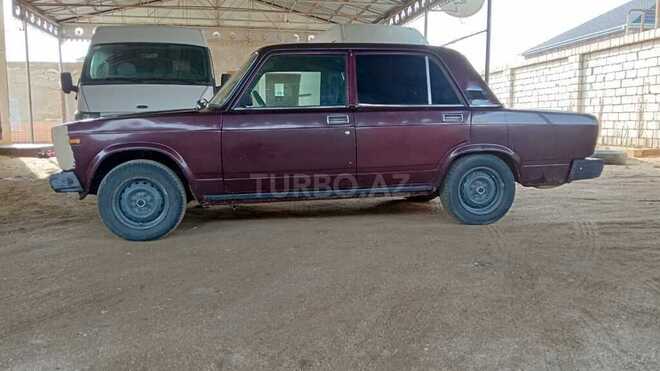 LADA (VAZ) 2107 1981, 28,539 km - 1.5 l - Salyan