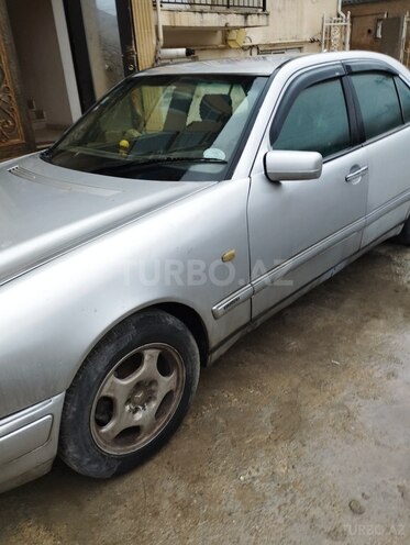 Mercedes E 290 1999, 500,500 km - 1.9 л - Bakı
