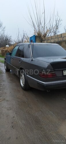 Mercedes E 200 1990, 452,124 km - 2.0 l - İmişli