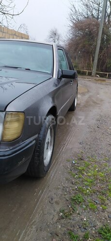 Mercedes E 200 1990, 452,124 km - 2.0 l - İmişli