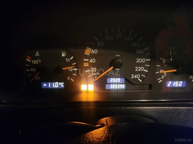 Mercedes C 180 1997, 305,000 km - 1.8 л - Masallı