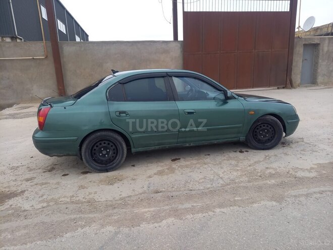 Hyundai Elantra 2001, 300,000 km - 2.0 l - Bakı
