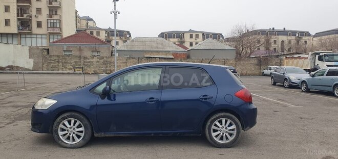 Toyota Auris 2007, 250,000 km - 1.4 l - Bakı