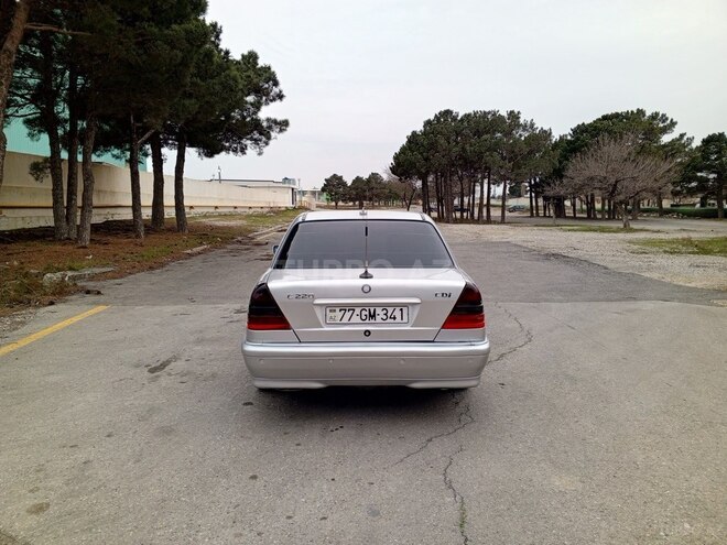 Mercedes C 220 1999, 327,413 km - 2.2 л - Sumqayıt