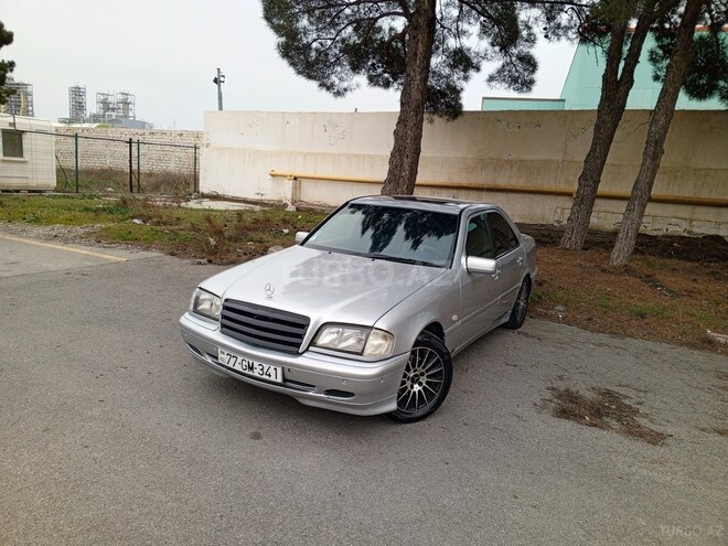 Mercedes C 220 1999, 327,413 km - 2.2 л - Sumqayıt