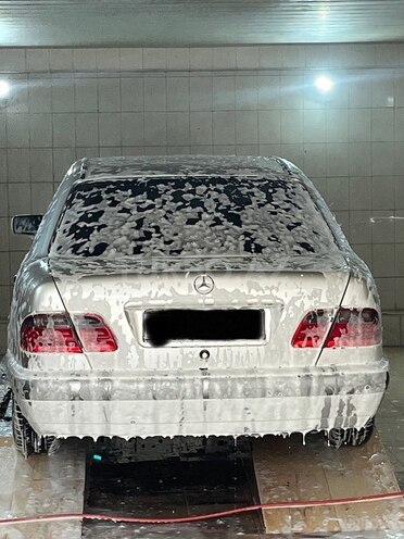 Mercedes E 240 1999, 415,000 km - 2.4 l - Bakı