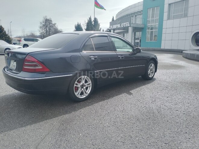 Mercedes C 200 2000, 452,136 km - 2.0 л - Qazax