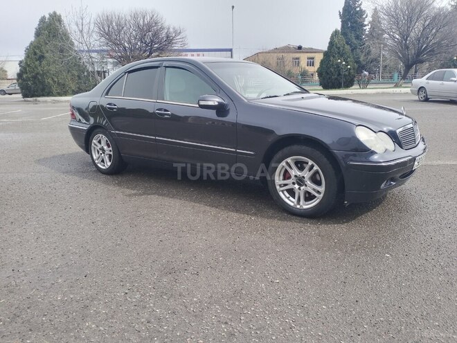 Mercedes C 200 2000, 452,136 km - 2.0 л - Qazax