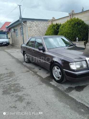Mercedes E 200 1992, 423,888 km - 2.0 l - Bakı