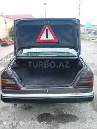 Mercedes E 200 1992, 423,888 km - 2.0 l - Bakı