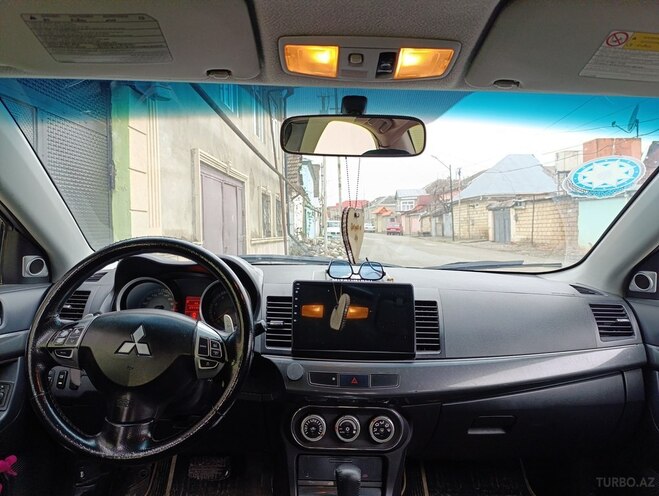 Mitsubishi Lancer 2008, 260,000 km - 2.0 l - Quba