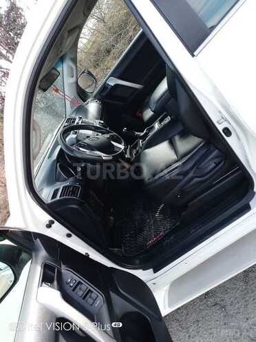 Toyota Land Cruiser 2014, 178,111 km - 2.7 л - Şəmkir