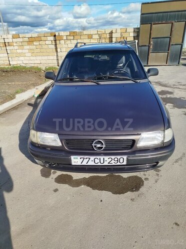Opel Astra 1995, 369,528 km - 1.6 l - Göyçay