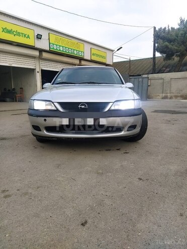 Opel Vectra 1998, 350,000 km - 2.0 l - Bakı