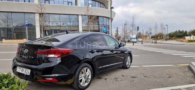 Hyundai Elantra 2019, 82,000 km - 2.0 л - Bakı