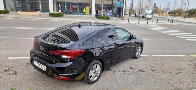 Hyundai Elantra 2019, 82,000 km - 2.0 л - Bakı