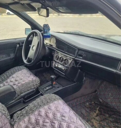 Mercedes 190 1991, 368,000 km - 2.0 л - Naftalan