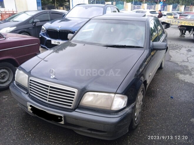 Mercedes C 240 2000, 231,423 km - 2.4 l - Bakı