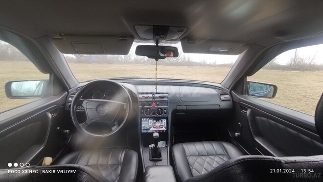 Mercedes C 180 1995, 525,698 km - 1.8 l - Quba