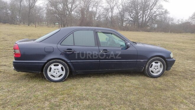 Mercedes C 180 1995, 525,698 km - 1.8 l - Quba