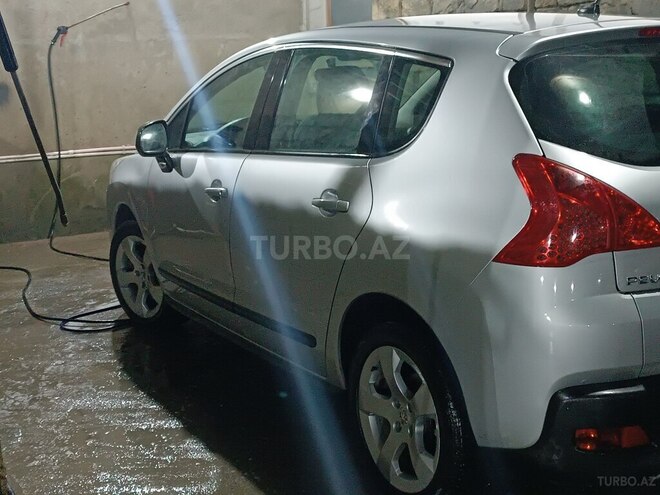 Peugeot 3008 2013, 110,000 km - 1.6 l - Bakı