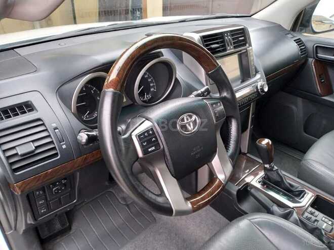 Toyota Prado 2011, 60,000 km - 2.7 l - Bakı