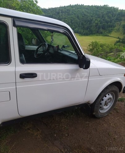 LADA (VAZ) Niva 2005, 159,000 km - 1.7 l - Astara