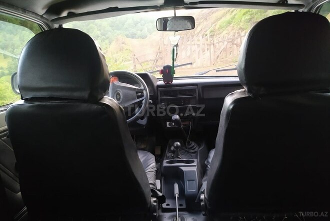LADA (VAZ) Niva 2005, 159,000 km - 1.7 l - Astara