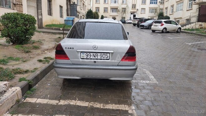 Mercedes C 240 1999, 287,000 km - 2.4 l - Bakı