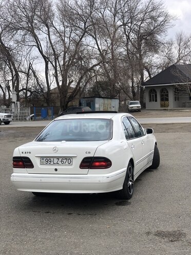 Mercedes E 270 1999, 488,536 km - 2.7 l - Goranboy
