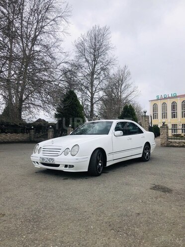Mercedes E 270 1999, 488,536 km - 2.7 l - Goranboy