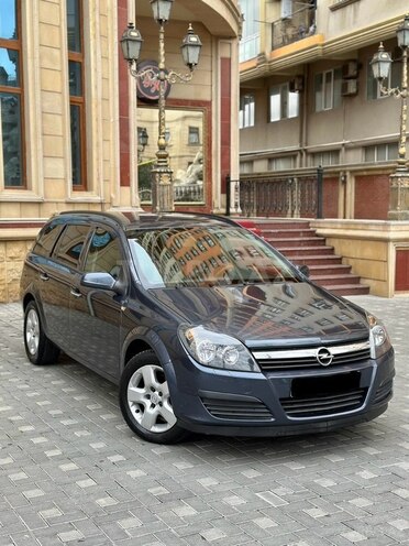 Opel Astra 2006, 203,400 km - 1.3 л - Bakı