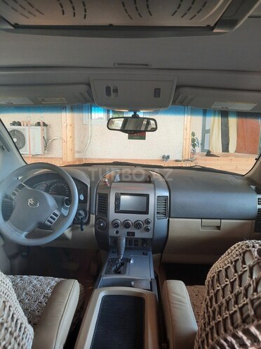 Nissan Armada 2005, 234,000 km - 5.6 l - Bakı