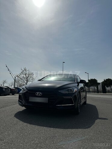 Hyundai Elantra 2018, 97,000 km - 1.6 l - Bakı
