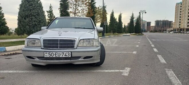 Mercedes C 180 1997, 380,000 km - 1.8 л - Bakı