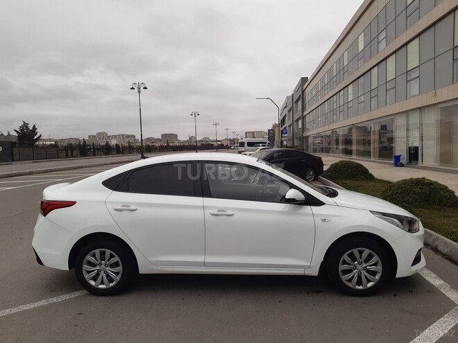 Hyundai Accent 2019, 156,000 km - 1.6 л - Bakı