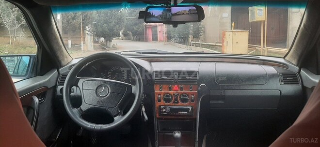 Mercedes C 220 1995, 236,210 km - 2.2 l - Bakı